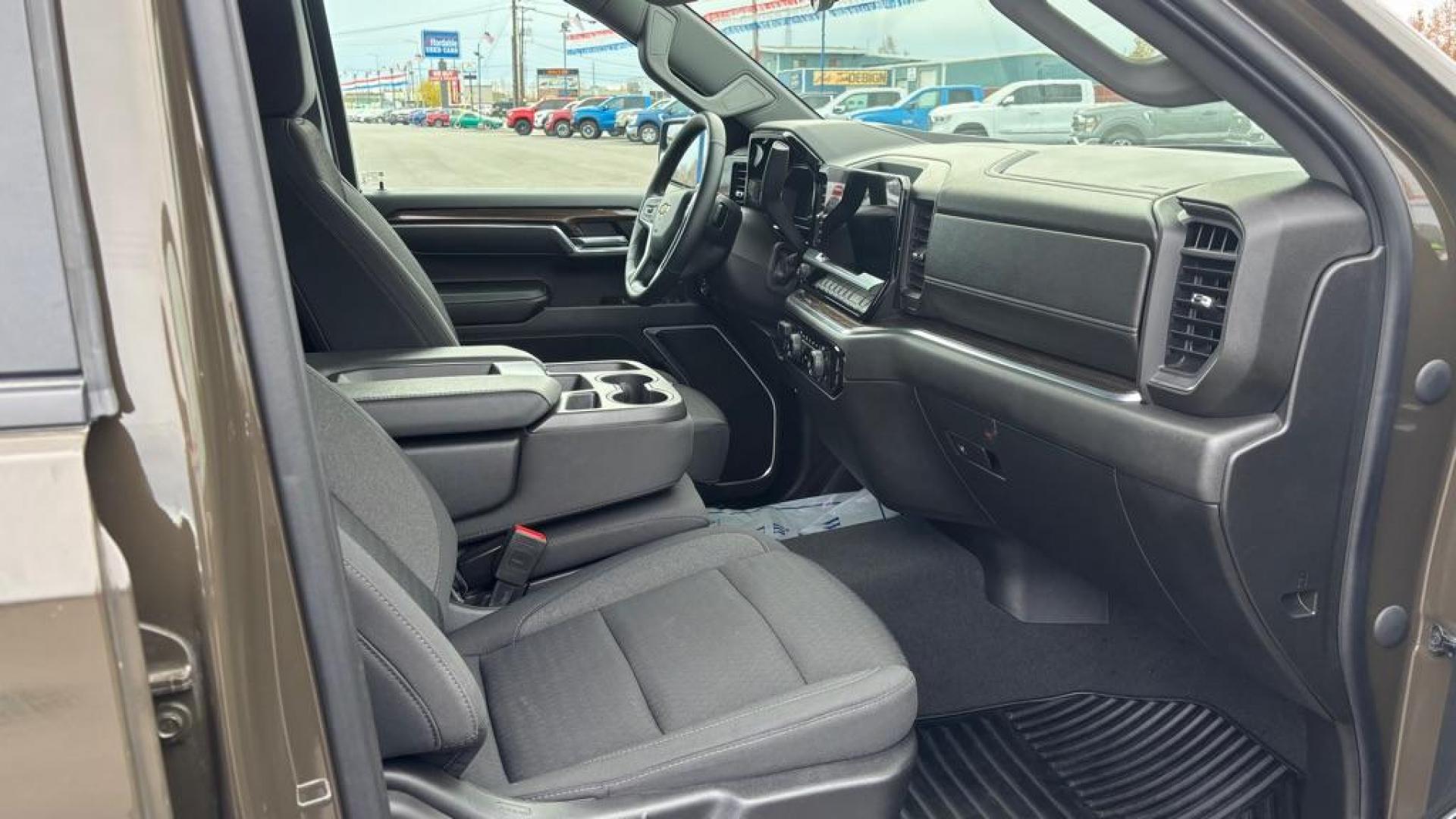 2023 BROWN CHEVROLET SILVERADO 1500 LT (1GCUDDED6PZ) with an 5.3L engine, Automatic transmission, located at 2525 S. Cushman, Fairbanks, AK, 99701, (907) 452-5707, 64.824036, -147.712311 - Photo#2