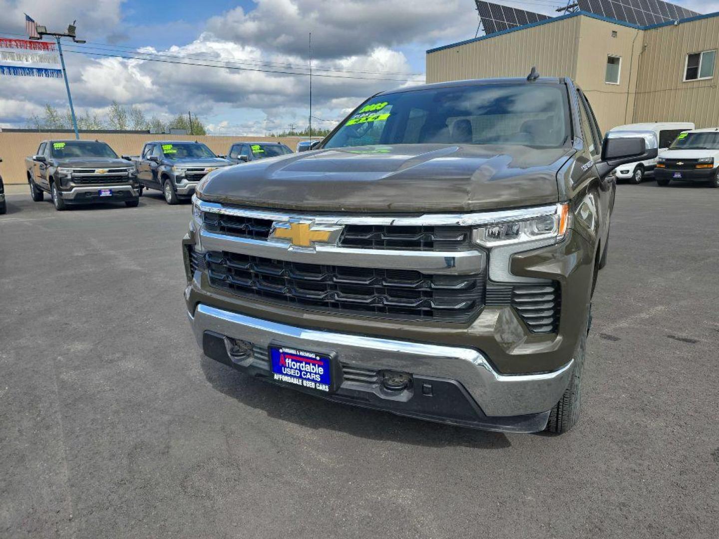 2023 BRONZE CHEVROLET SILVERADO 1500 LT (1GCUDDED6PZ) with an 5.3L engine, Automatic transmission, located at 2525 S. Cushman, Fairbanks, AK, 99701, (907) 452-5707, 64.824036, -147.712311 - Photo#1