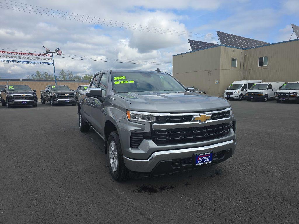 photo of 2023 CHEVROLET SILVERADO 1500 LT