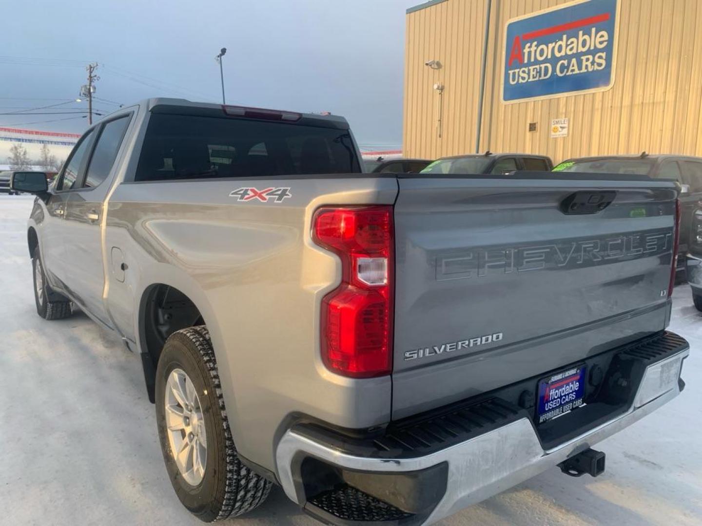 2023 SILVER CHEVROLET SILVERADO 1500 LT (1GCUDDED5PZ) with an 5.3L engine, Automatic transmission, located at 2525 S. Cushman, Fairbanks, AK, 99701, (907) 452-5707, 64.824036, -147.712311 - Photo#2