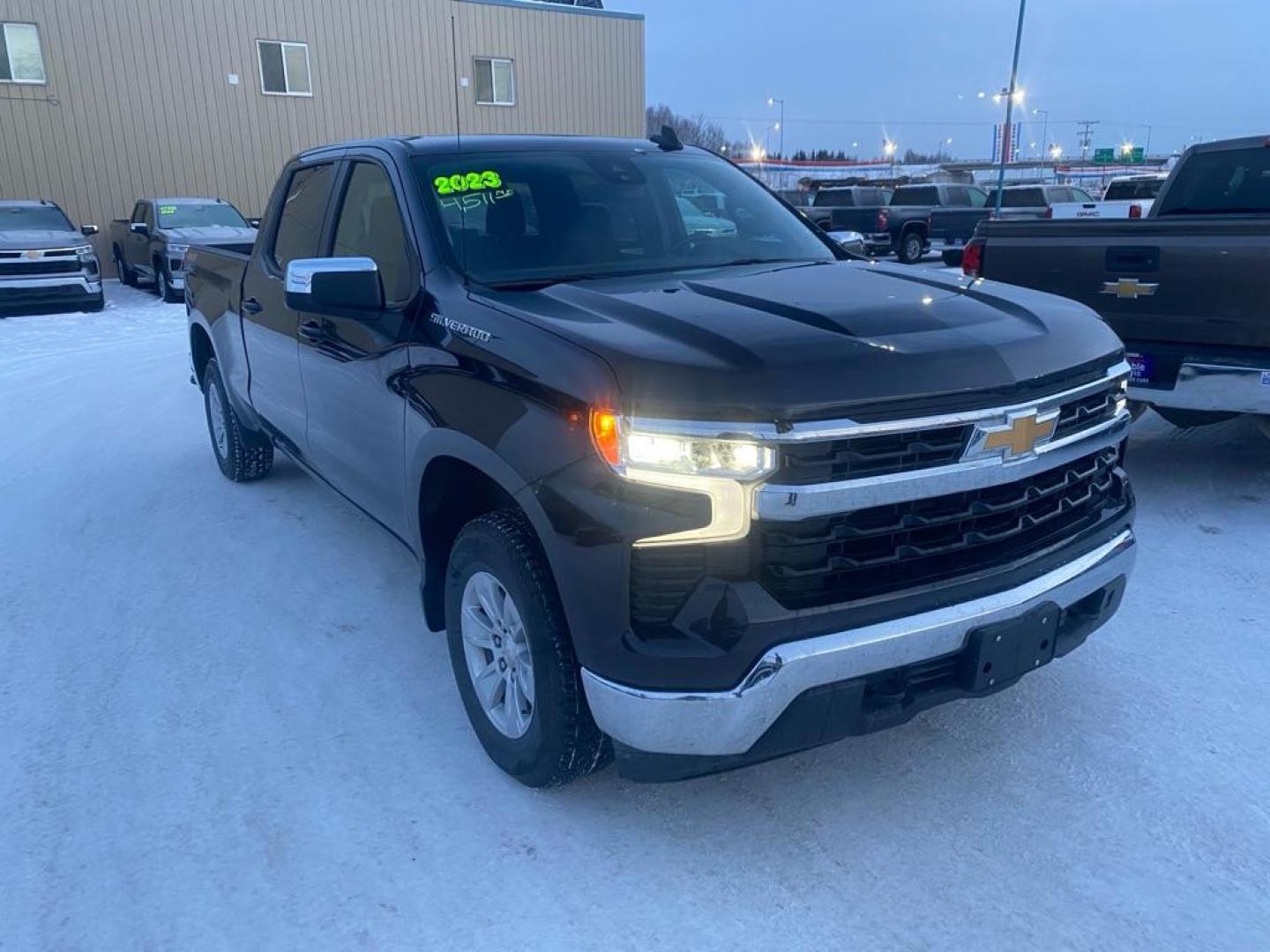 2023 GRAY CHEVROLET SILVERADO 1500 LT (1GCUDDED5PZ) with an 5.3L engine, Automatic transmission, located at 2525 S. Cushman, Fairbanks, AK, 99701, (907) 452-5707, 64.824036, -147.712311 - Photo#1