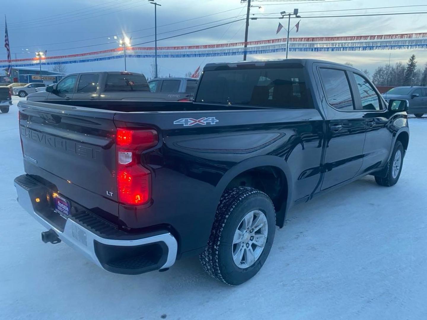 2023 GRAY CHEVROLET SILVERADO 1500 LT (1GCUDDED5PZ) with an 5.3L engine, Automatic transmission, located at 2525 S. Cushman, Fairbanks, AK, 99701, (907) 452-5707, 64.824036, -147.712311 - Photo#2