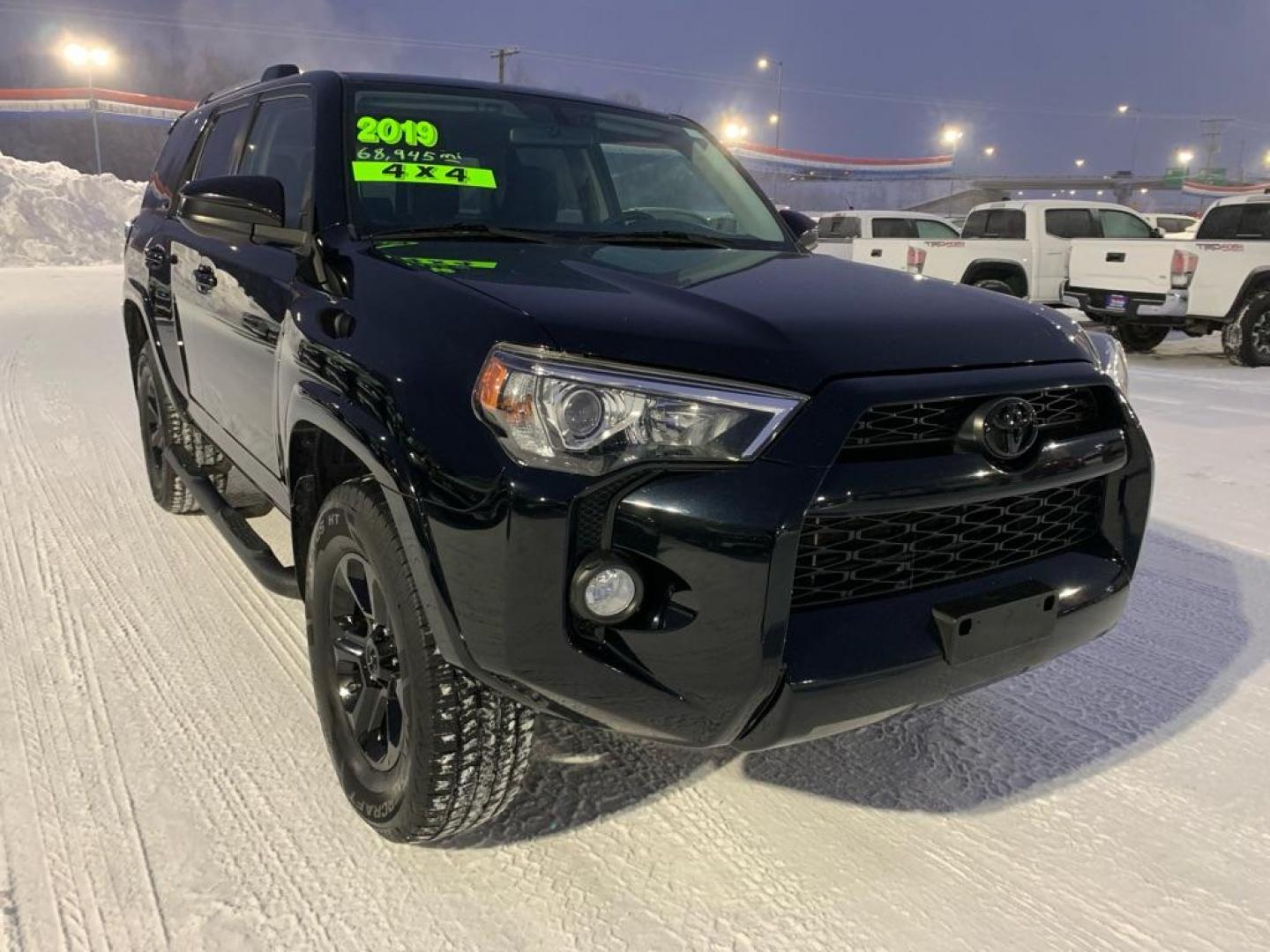 2019 BLACK TOYOTA 4RUNNER SR5 (JTEBU5JRXK5) with an 4.0L engine, Automatic transmission, located at 2525 S. Cushman, Fairbanks, AK, 99701, (907) 452-5707, 64.824036, -147.712311 - Photo#0