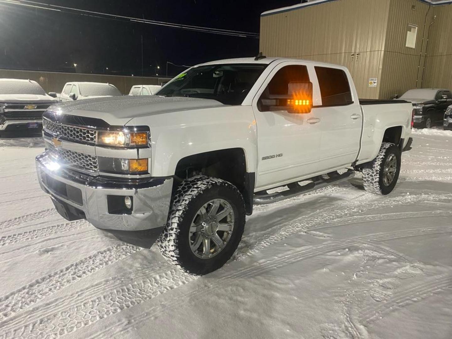 2019 WHITE CHEVROLET SILVERADO 2500 HEAVY DUTY LT (1GC1KSEG6KF) with an 6.0L engine, Automatic transmission, located at 2525 S. Cushman, Fairbanks, AK, 99701, (907) 452-5707, 64.824036, -147.712311 - Photo#0