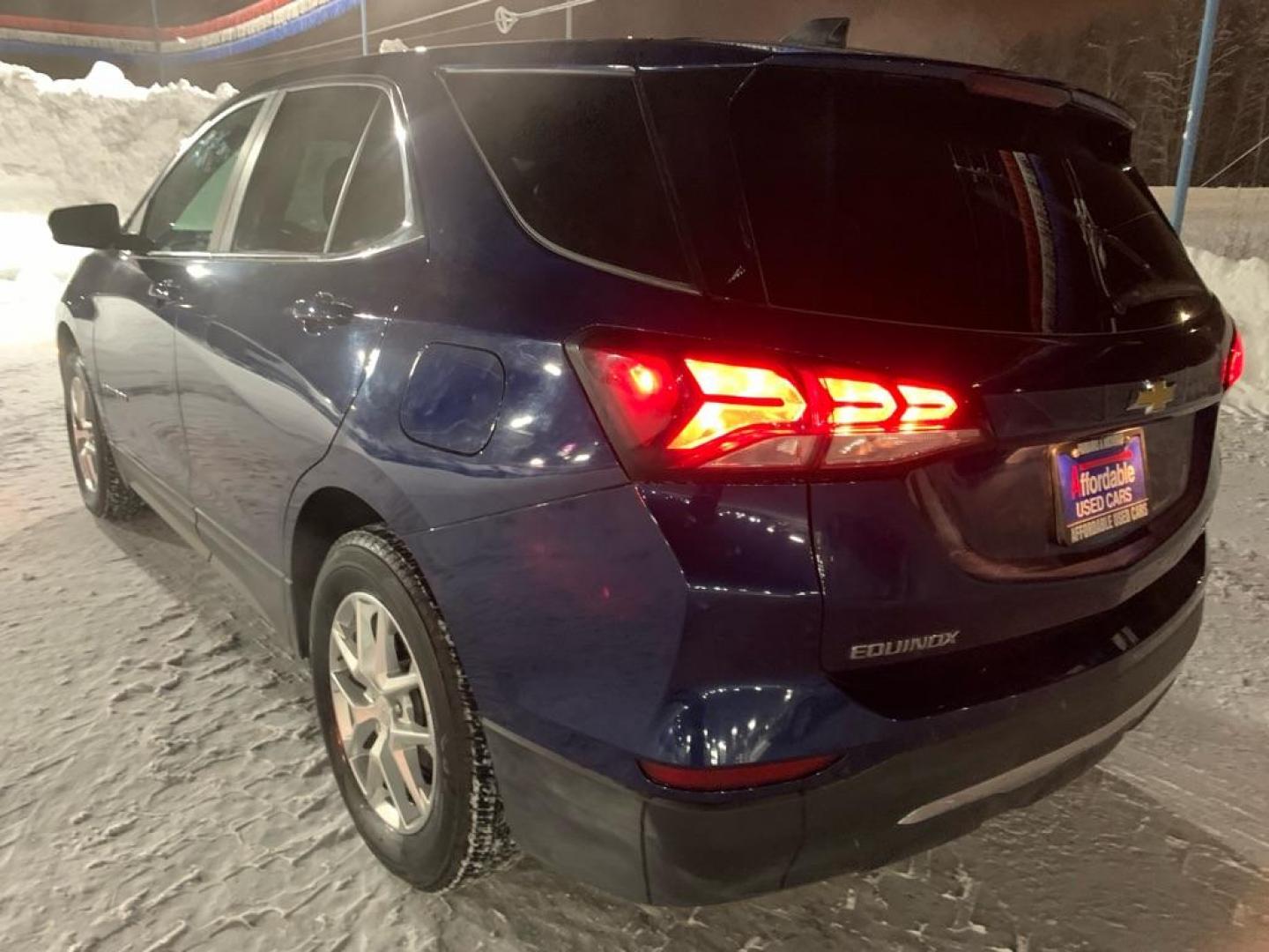 2022 BLUE CHEVROLET EQUINOX LT (3GNAXUEV4NL) with an 1.5L engine, Automatic transmission, located at 2525 S. Cushman, Fairbanks, AK, 99701, (907) 452-5707, 64.824036, -147.712311 - Photo#2