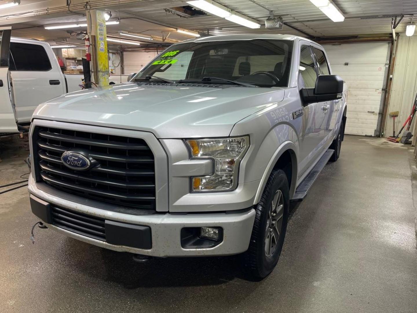 2015 SILVER FORD F150 SUPERCREW (1FTFW1EF3FK) with an 5.0L engine, Automatic transmission, located at 2525 S. Cushman, Fairbanks, AK, 99701, (907) 452-5707, 64.824036, -147.712311 - Photo#1