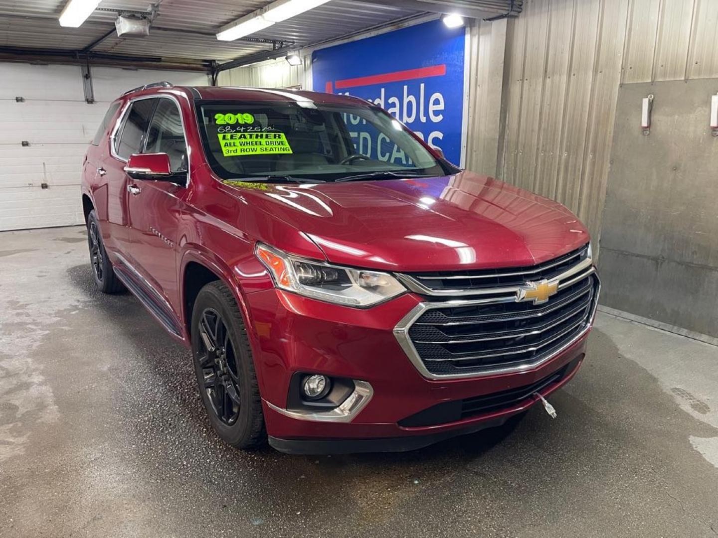 2019 MAROON CHEVROLET TRAVERSE PREMIER (1GNEVKKW4KJ) with an 3.6L engine, Automatic transmission, located at 2525 S. Cushman, Fairbanks, AK, 99701, (907) 452-5707, 64.824036, -147.712311- Photo#0