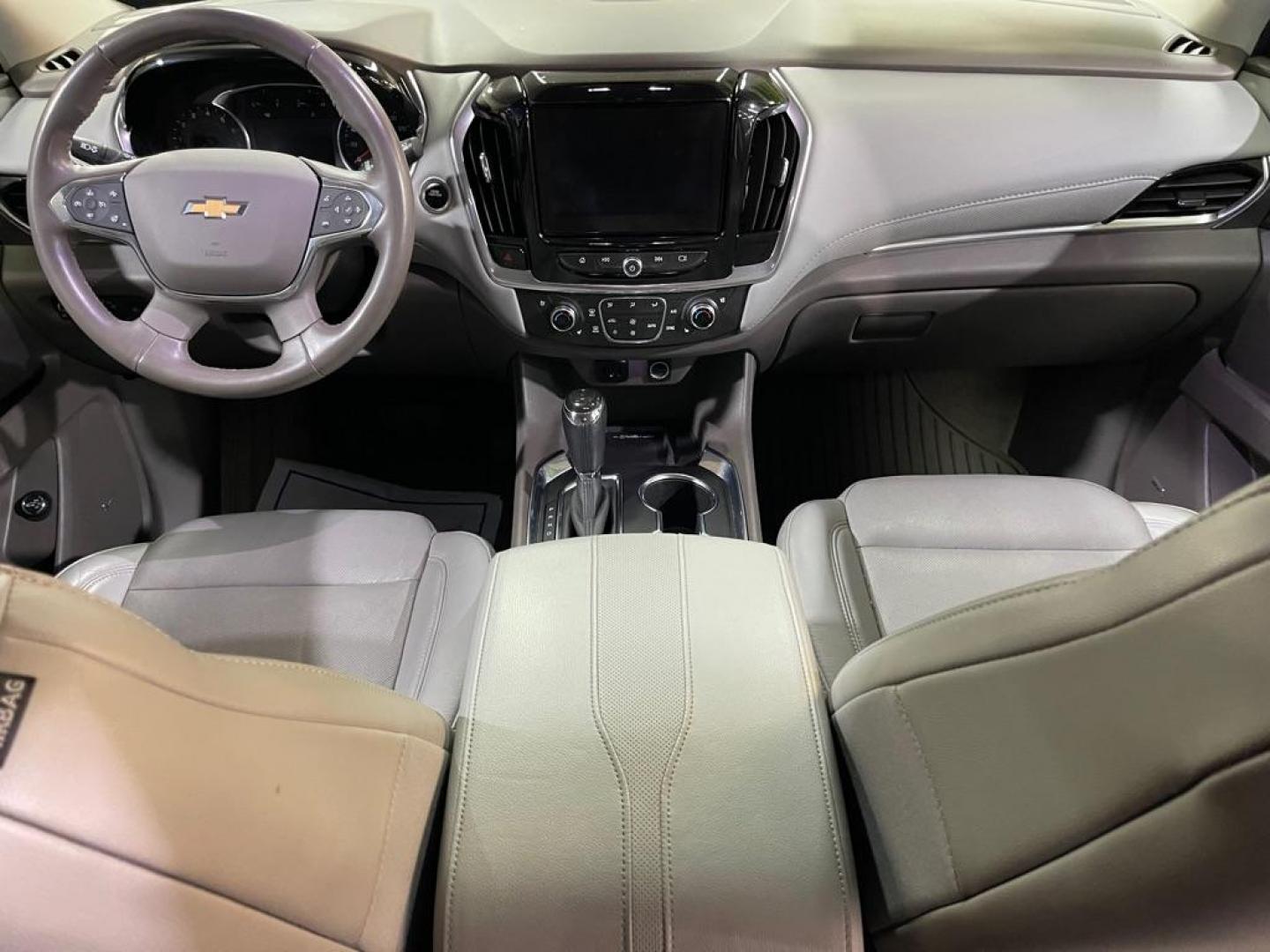 2019 MAROON CHEVROLET TRAVERSE PREMIER (1GNEVKKW4KJ) with an 3.6L engine, Automatic transmission, located at 2525 S. Cushman, Fairbanks, AK, 99701, (907) 452-5707, 64.824036, -147.712311- Photo#5