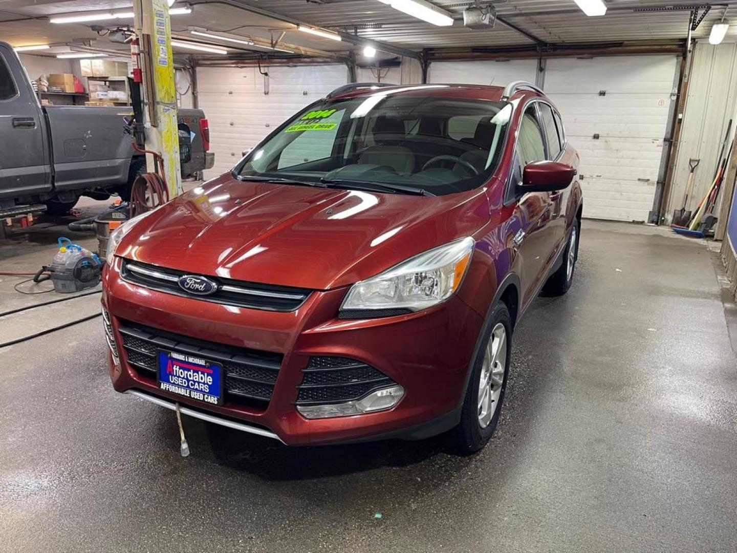 2014 RED FORD ESCAPE SE (1FMCU9G94EU) with an 2.0L engine, Automatic transmission, located at 2525 S. Cushman, Fairbanks, AK, 99701, (907) 452-5707, 64.824036, -147.712311 - Photo#1