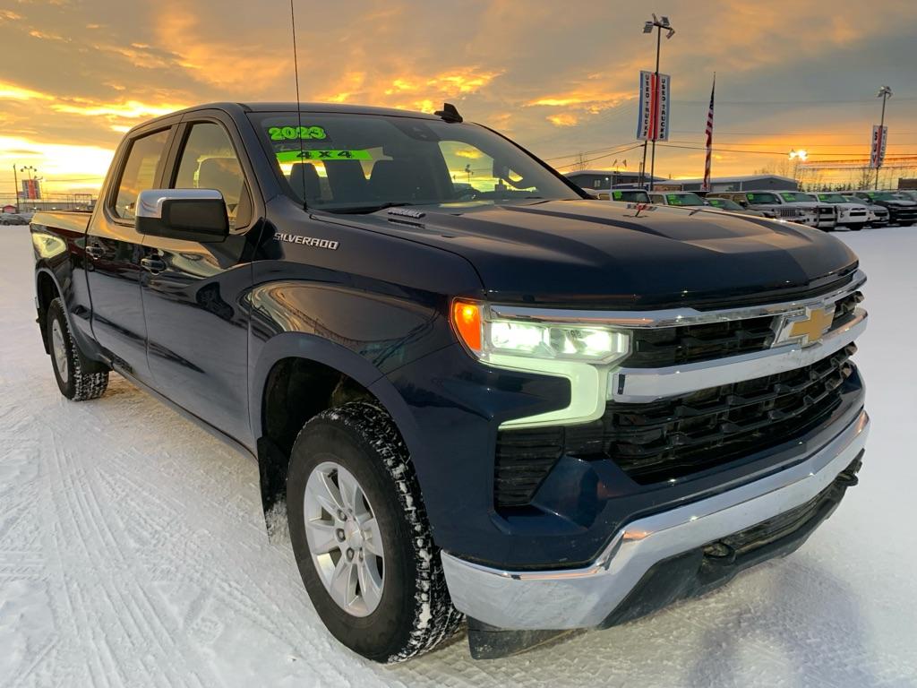 photo of 2023 CHEVROLET SILVERADO 1500 LT