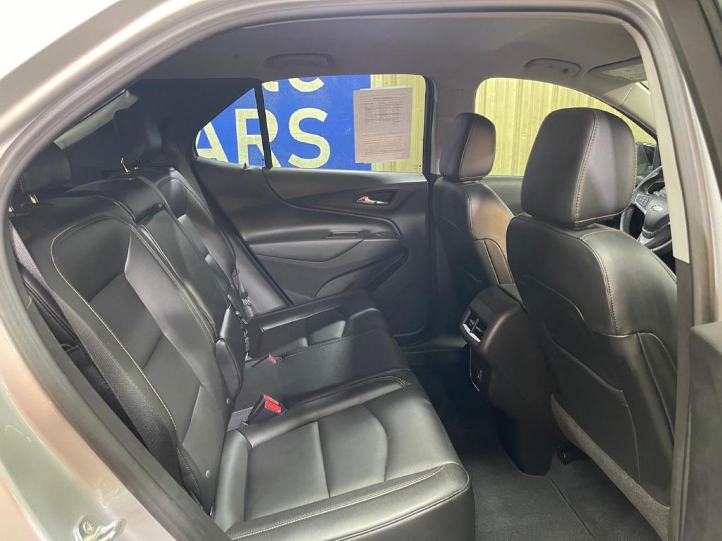 2020 SILVER CHEVROLET EQUINOX LT (3GNAXKEV3LS) with an 1.5L engine, Automatic transmission, located at 2525 S. Cushman, Fairbanks, AK, 99701, (907) 452-5707, 64.824036, -147.712311 - Photo#4