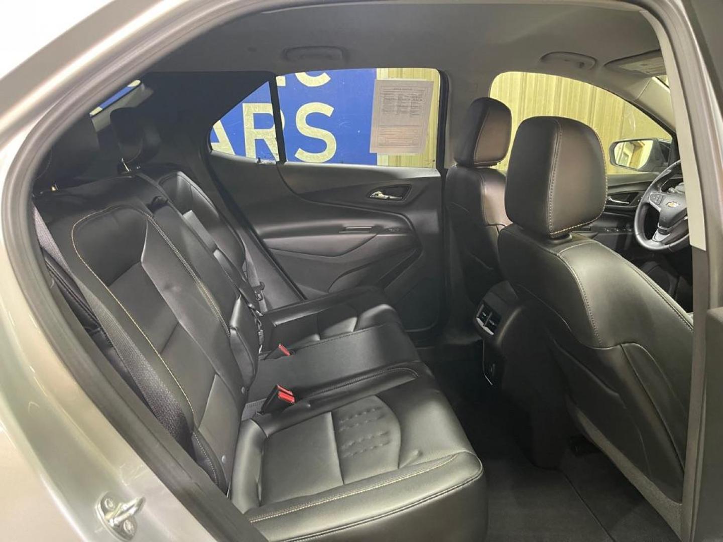 2020 SILVER CHEVROLET EQUINOX LT (3GNAXKEV3LS) with an 1.5L engine, Automatic transmission, located at 2525 S. Cushman, Fairbanks, AK, 99701, (907) 452-5707, 64.824036, -147.712311 - Photo#4