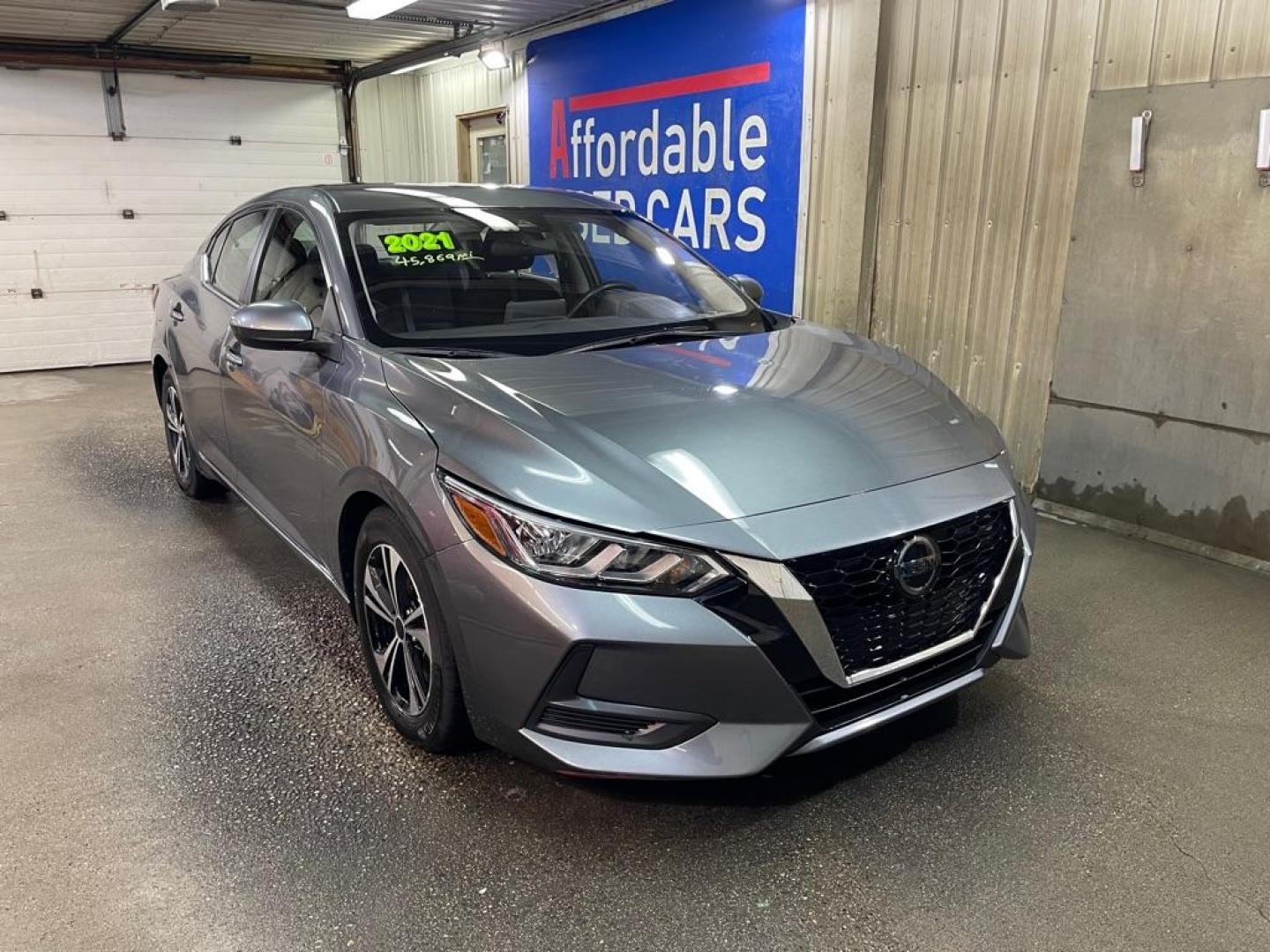 2021 GRAY NISSAN SENTRA SV (3N1AB8CV9MY) with an 2.0L engine, Continuously Variable transmission, located at 2525 S. Cushman, Fairbanks, AK, 99701, (907) 452-5707, 64.824036, -147.712311 - Photo#0