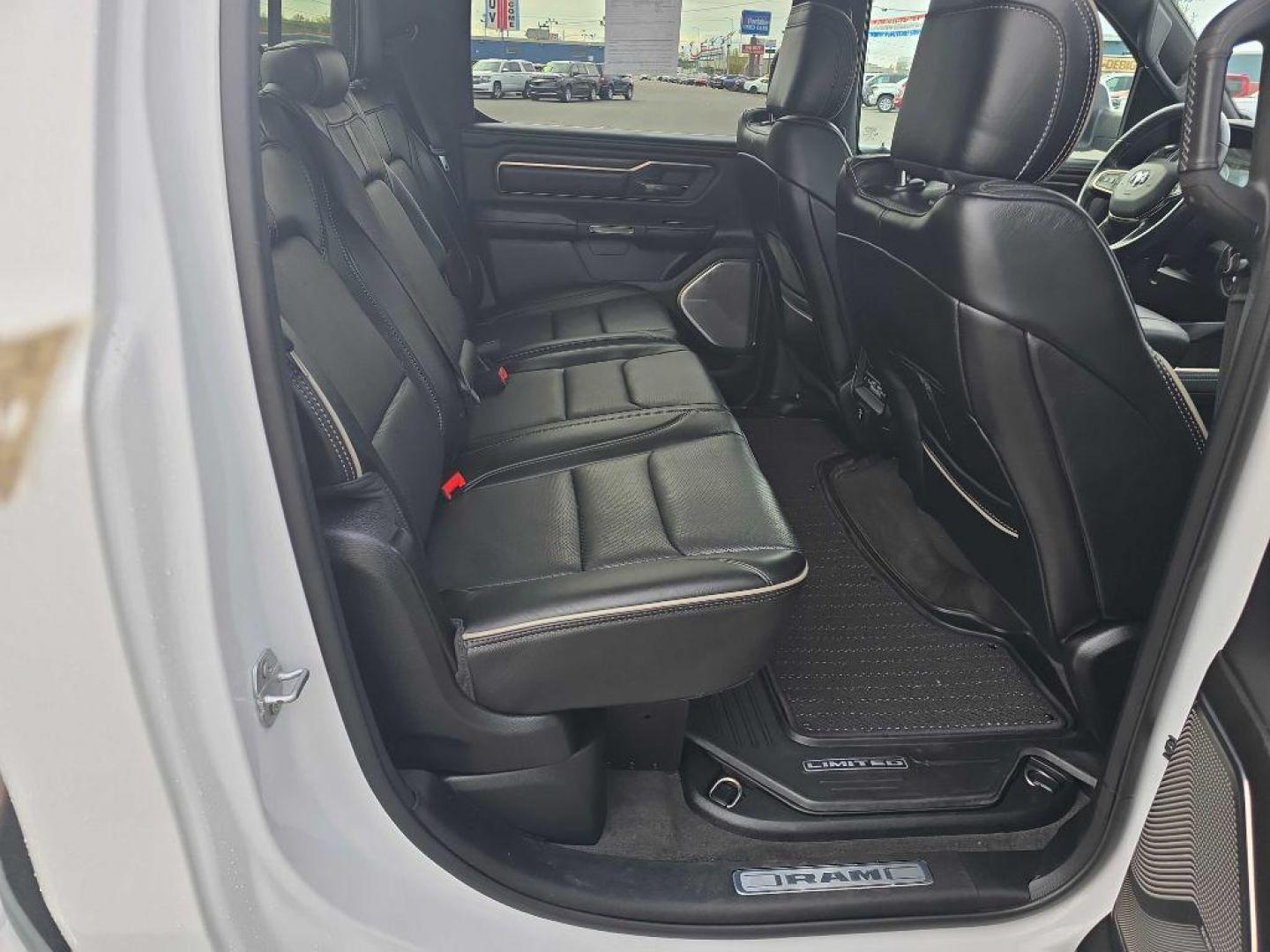 2021 WHITE RAM 1500 LIMITED (1C6SRFHTXMN) with an 5.7L engine, Automatic transmission, located at 2525 S. Cushman, Fairbanks, AK, 99701, (907) 452-5707, 64.824036, -147.712311 - Photo#4