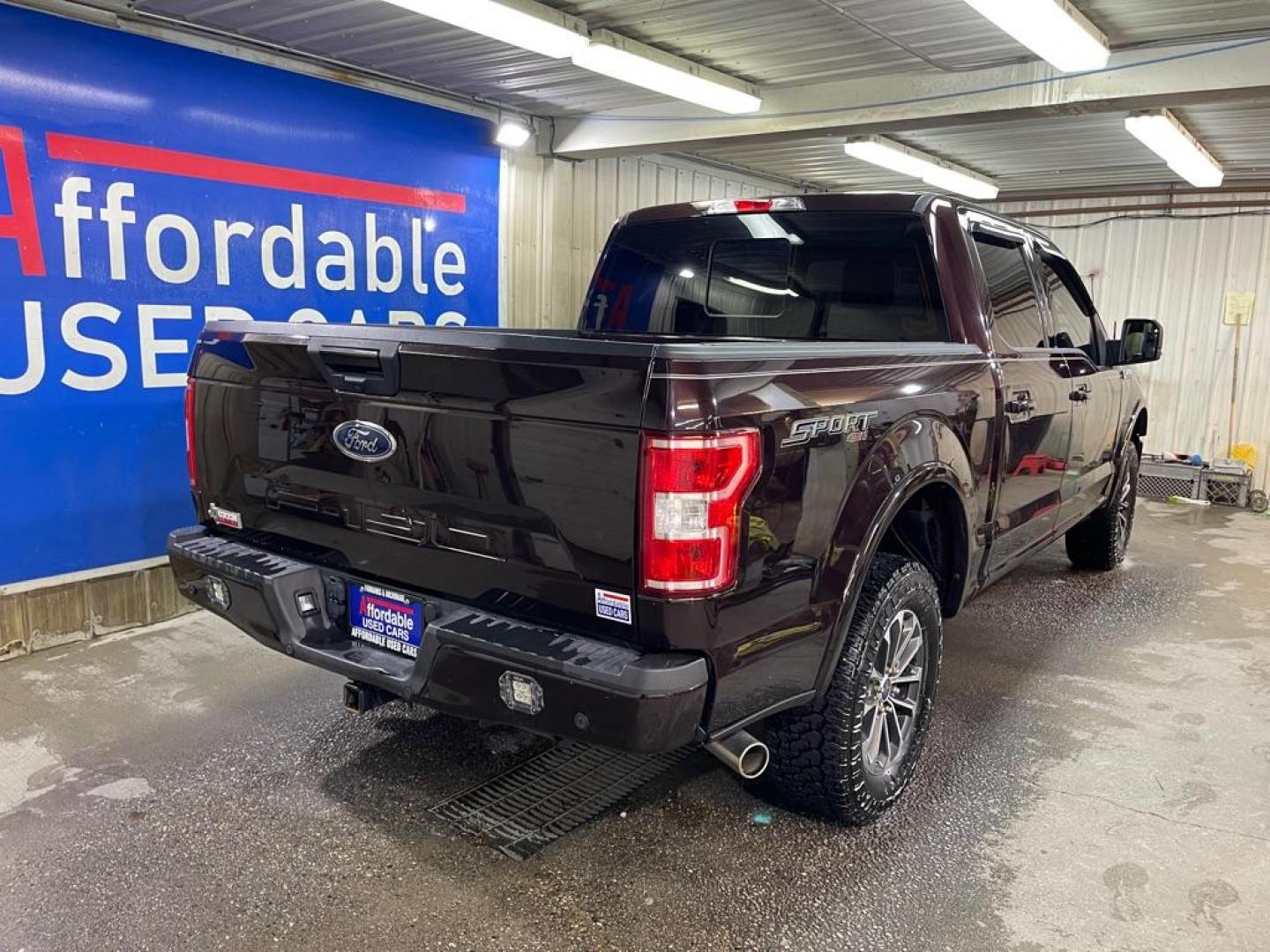 2018 MAROON FORD F150 SUPERCREW (1FTEW1E53JK) with an 5.0L engine, Automatic transmission, located at 2525 S. Cushman, Fairbanks, AK, 99701, (907) 452-5707, 64.824036, -147.712311 - Photo#2