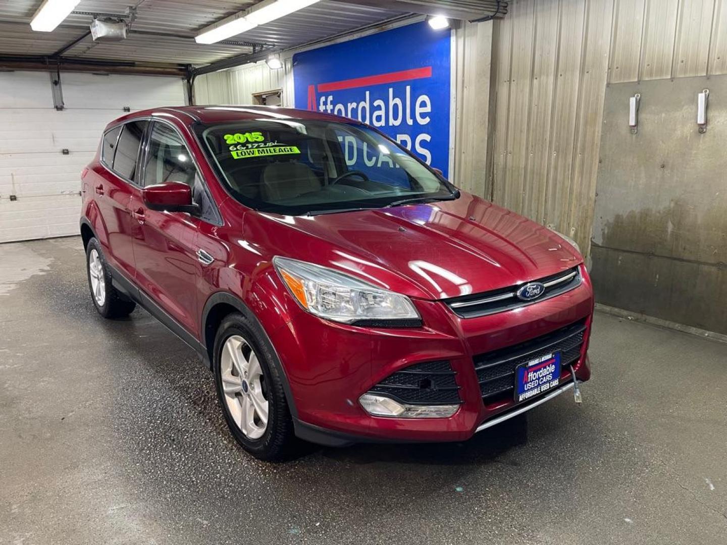 2015 RED FORD ESCAPE SE (1FMCU0G72FU) with an 2.5L engine, Automatic transmission, located at 2525 S. Cushman, Fairbanks, AK, 99701, (907) 452-5707, 64.824036, -147.712311 - Photo#0