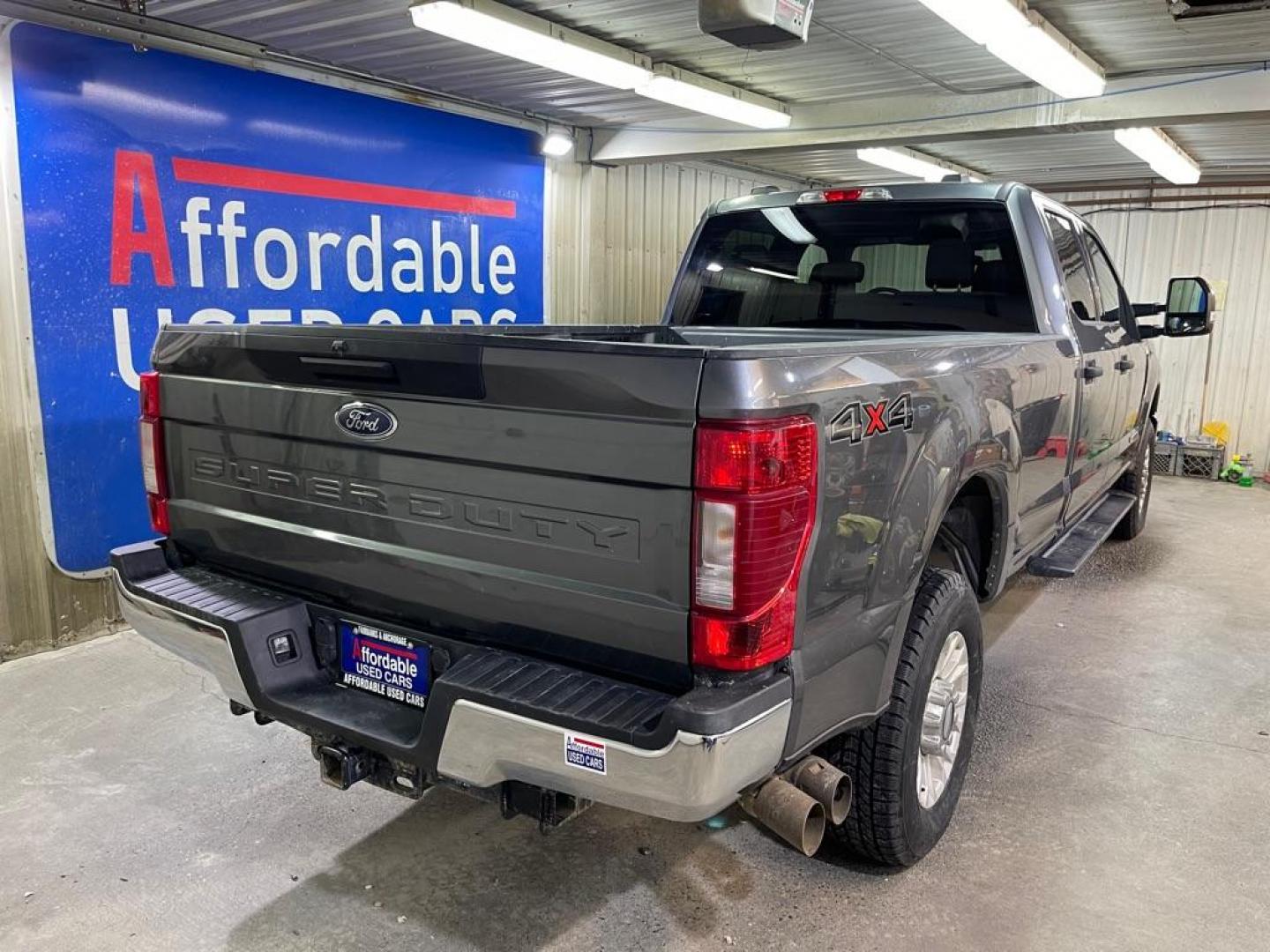 2022 GRAY FORD F250 SUPER DUTY (1FT7W2BT8NE) with an 6.7L engine, Automatic transmission, located at 2525 S. Cushman, Fairbanks, AK, 99701, (907) 452-5707, 64.824036, -147.712311 - Photo#2