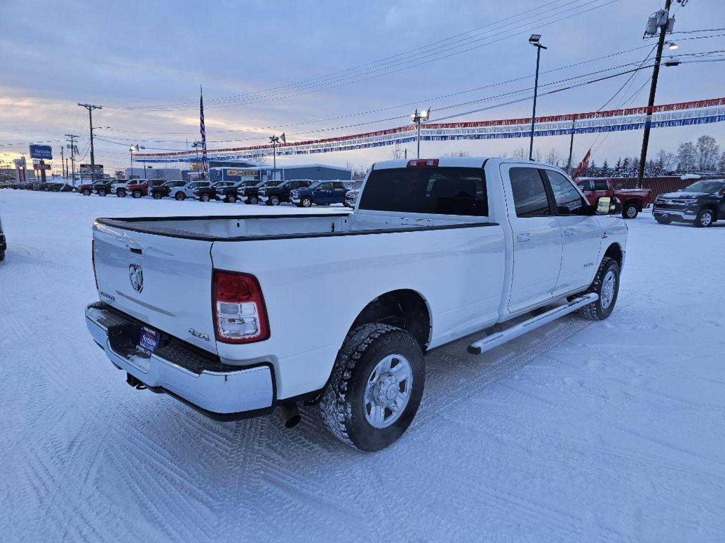 2022 WHITE RAM 2500 BIG HORN/LONE STAR (3C6UR5JL9NG) with an 6.7L engine, Automatic transmission, located at 2525 S. Cushman, Fairbanks, AK, 99701, (907) 452-5707, 64.824036, -147.712311 - Photo#3