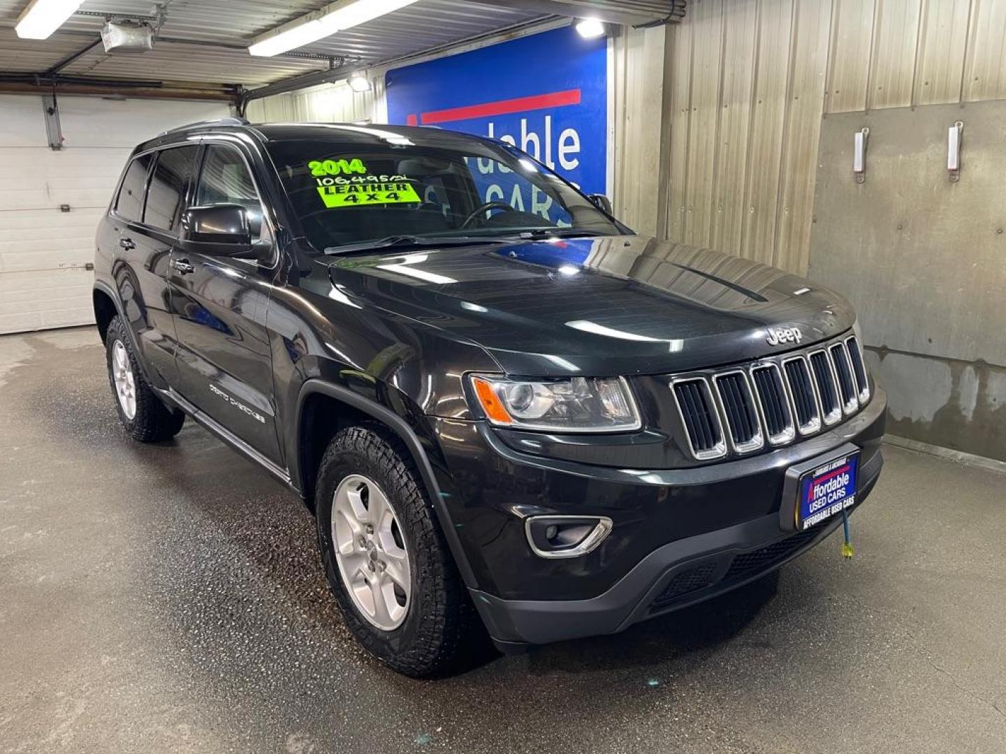 2014 GRAY JEEP GRAND CHEROKEE LAREDO (1C4RJFAG0EC) with an 3.6L engine, Automatic transmission, located at 2525 S. Cushman, Fairbanks, AK, 99701, (907) 452-5707, 64.824036, -147.712311 - Photo#0