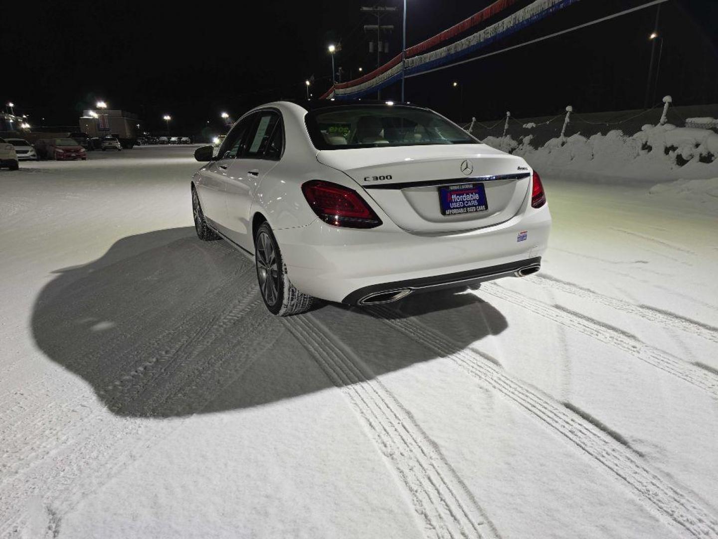 2019 WHITE MERCEDES-BENZ C-CLASS C300 4MATIC (55SWF8EB4KU) with an 2.0L engine, Automatic transmission, located at 2525 S. Cushman, Fairbanks, AK, 99701, (907) 452-5707, 64.824036, -147.712311 - Photo#2