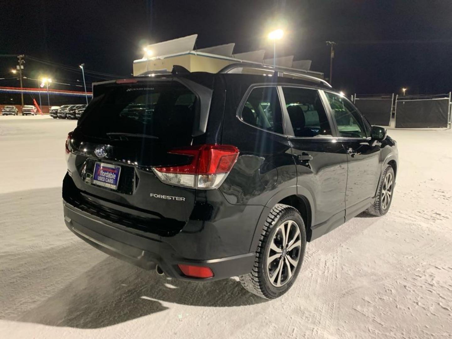 2021 GRAY SUBARU FORESTER LIMITED (JF2SKAUC5MH) with an 2.5L engine, Automatic transmission, located at 2525 S. Cushman, Fairbanks, AK, 99701, (907) 452-5707, 64.824036, -147.712311 - Photo#3