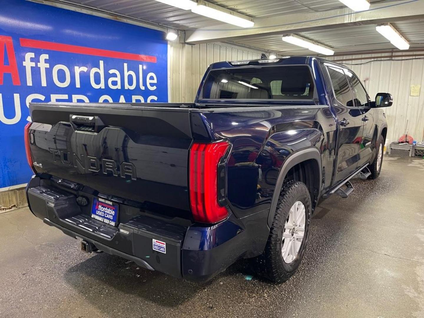 2022 BLUE TOYOTA TUNDRA CREWMAX SR5 (5TFLA5EC4NX) with an 3.5L engine, Automatic transmission, located at 2525 S. Cushman, Fairbanks, AK, 99701, (907) 452-5707, 64.824036, -147.712311 - Photo#2