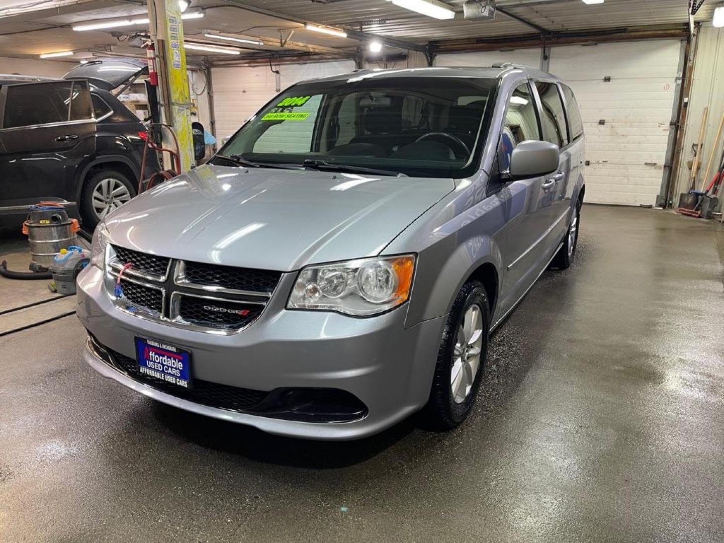 2014 SILVER DODGE GRAND CARAVAN SXT (2C4RDGCG0ER) with an 3.6L engine, Automatic transmission, located at 2525 S. Cushman, Fairbanks, AK, 99701, (907) 452-5707, 64.824036, -147.712311 - Photo#1