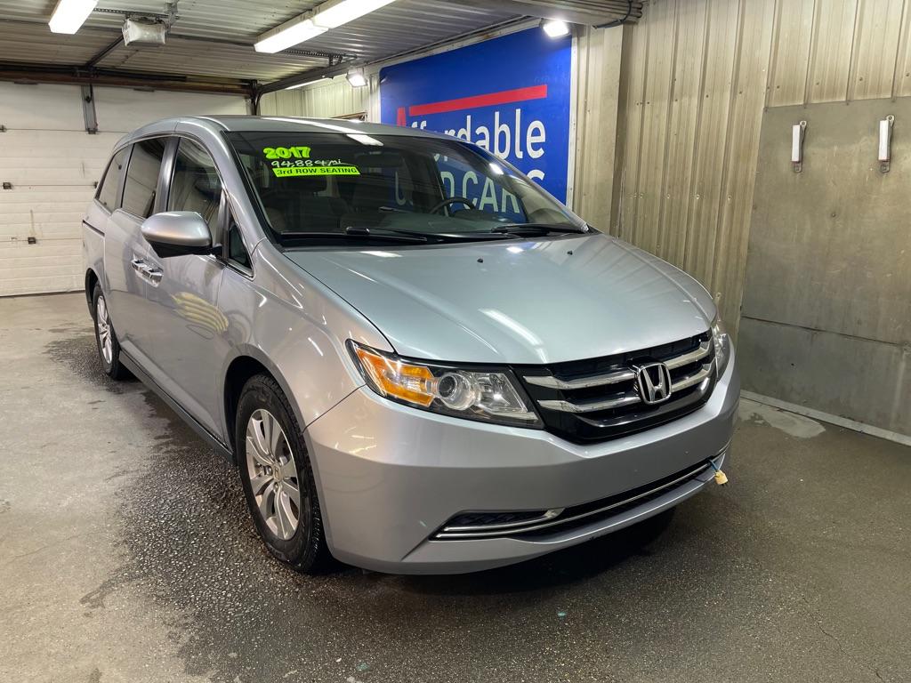 photo of 2017 HONDA ODYSSEY SE