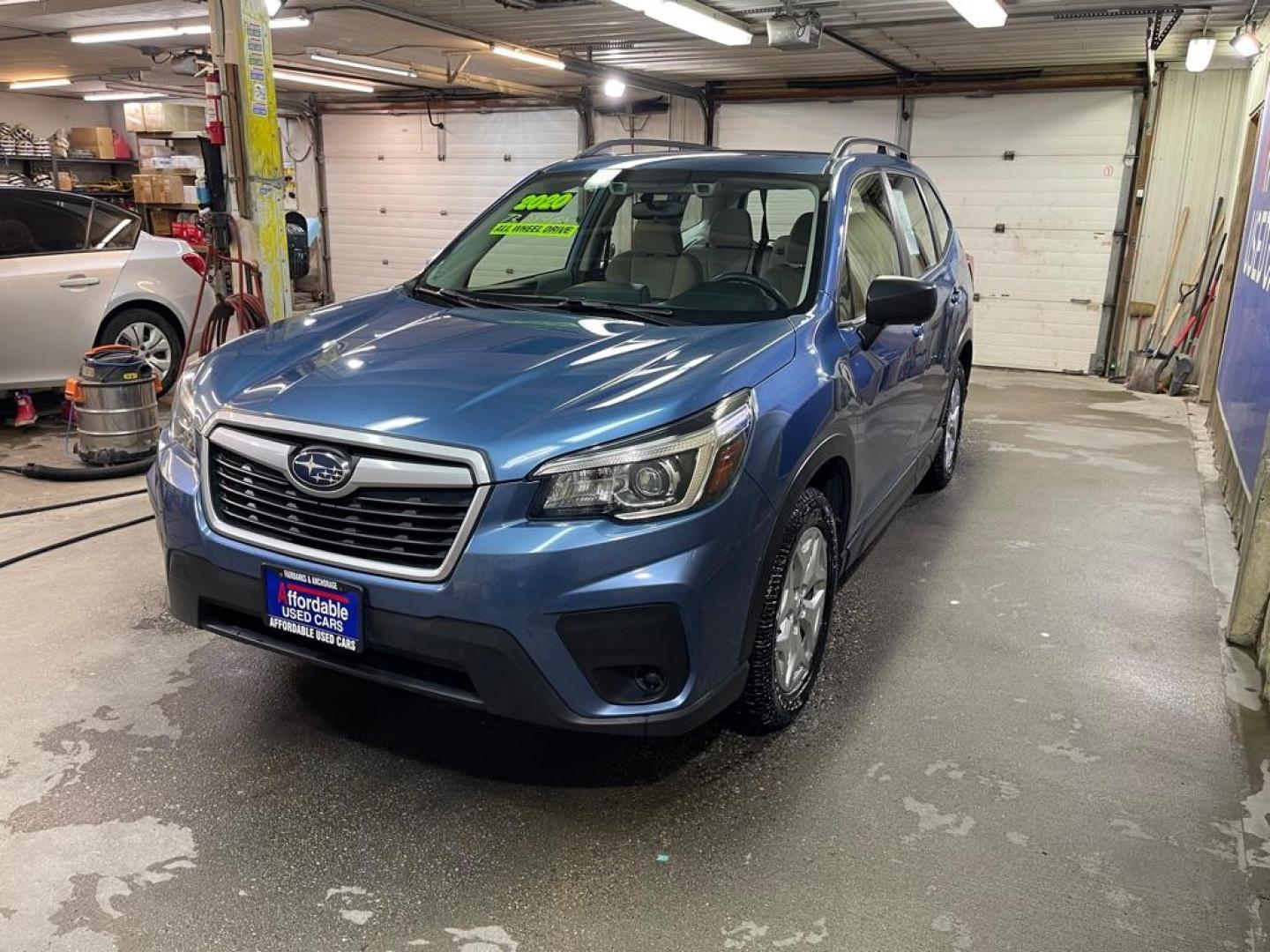 2020 BLUE SUBARU FORESTER (JF2SKADC5LH) with an 2.5L engine, Automatic transmission, located at 2525 S. Cushman, Fairbanks, AK, 99701, (907) 452-5707, 64.824036, -147.712311 - Photo#1