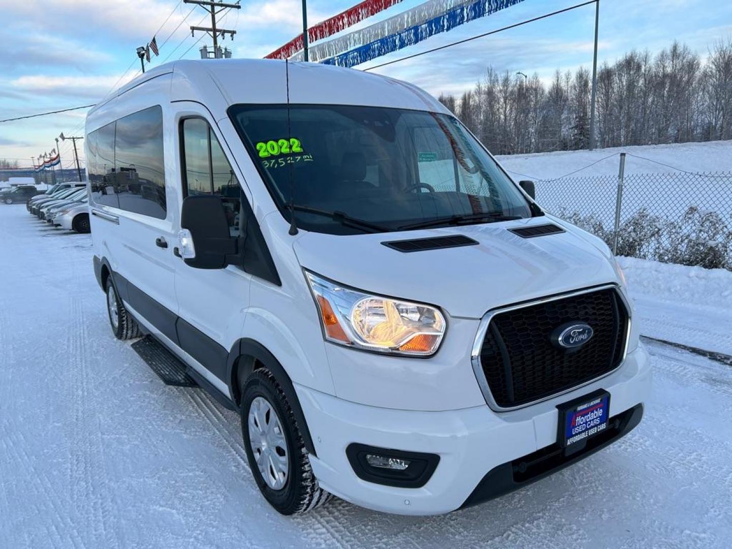 2022 WHITE FORD TRANSIT T-350 (1FDAX2C8XNK) with an 3.5L engine, Automatic transmission, located at 2525 S. Cushman, Fairbanks, AK, 99701, (907) 452-5707, 64.824036, -147.712311 - Photo#1