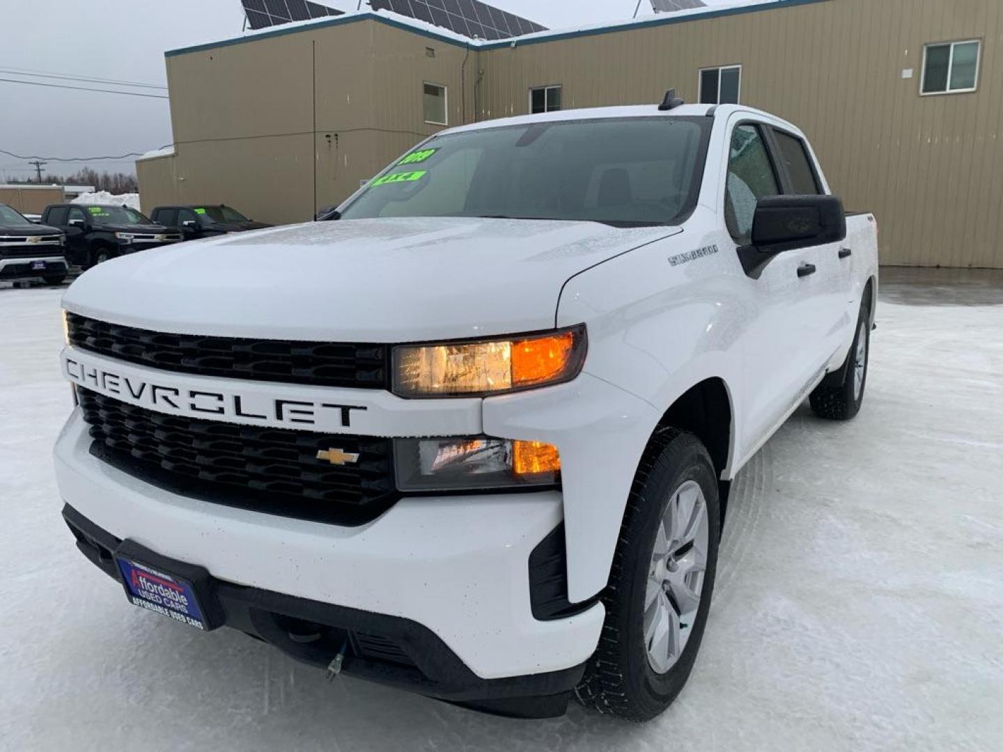 2019 WHITE CHEVROLET SILVERADO 1500 CUSTOM (3GCPYBEH5KG) with an 4.3L engine, Automatic transmission, located at 2525 S. Cushman, Fairbanks, AK, 99701, (907) 452-5707, 64.824036, -147.712311 - Photo#1