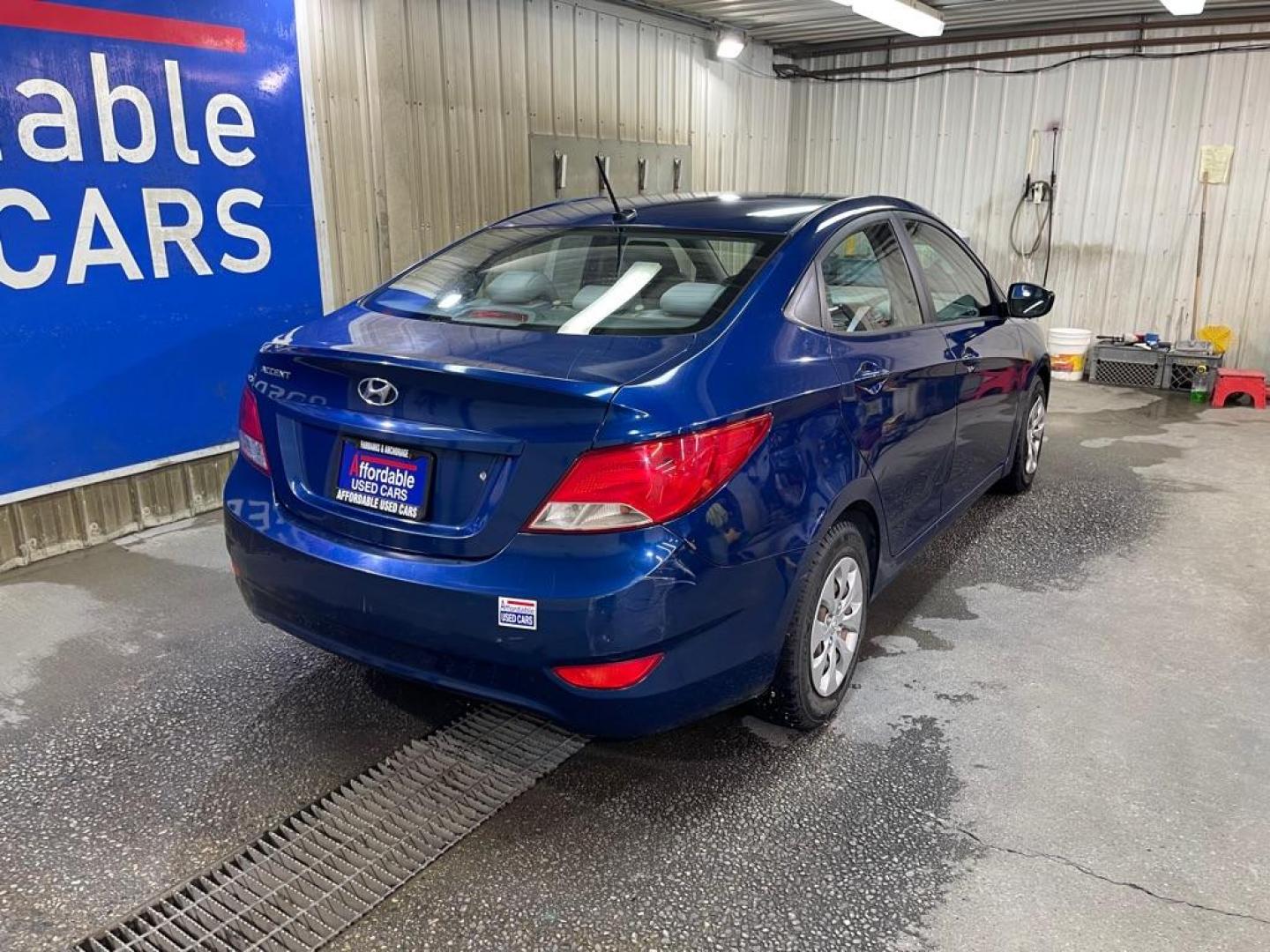 2017 BLUE HYUNDAI ACCENT SE (KMHCT4AE0HU) with an 1.6L engine, Automatic transmission, located at 2525 S. Cushman, Fairbanks, AK, 99701, (907) 452-5707, 64.824036, -147.712311 - Photo#2