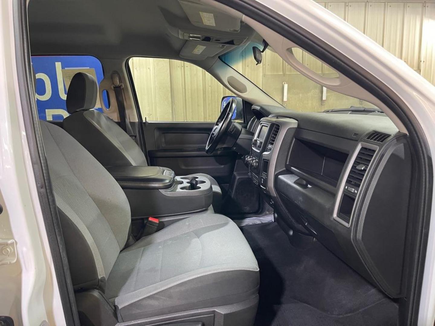 2022 WHITE RAM 1500 CLASSIC TRADESMAN (3C6RR7KG8NG) with an 3.6L engine, Automatic transmission, located at 2525 S. Cushman, Fairbanks, AK, 99701, (907) 452-5707, 64.824036, -147.712311 - Photo#3