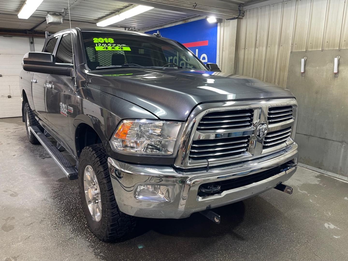 2018 BLUE RAM 3500 SLT (3C63R3DJ6JG) with an 6.4L engine, Automatic transmission, located at 2525 S. Cushman, Fairbanks, AK, 99701, (907) 452-5707, 64.824036, -147.712311- Photo#0