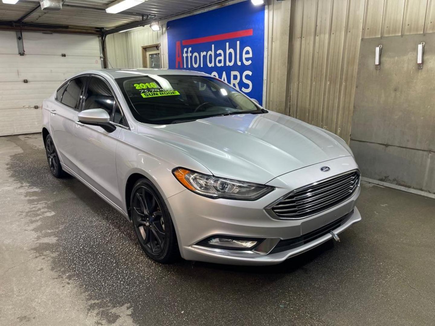 2018 SILVER FORD FUSION SE (3FA6P0H78JR) with an 2.5L engine, Automatic transmission, located at 2525 S. Cushman, Fairbanks, AK, 99701, (907) 452-5707, 64.824036, -147.712311 - Photo#0