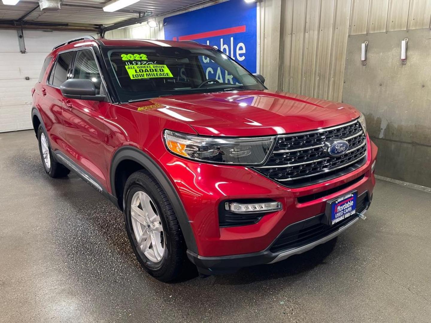 2022 RED FORD EXPLORER XLT (1FMSK8DH7NG) with an 2.3L engine, Automatic transmission, located at 2525 S. Cushman, Fairbanks, AK, 99701, (907) 452-5707, 64.824036, -147.712311 - Photo#0