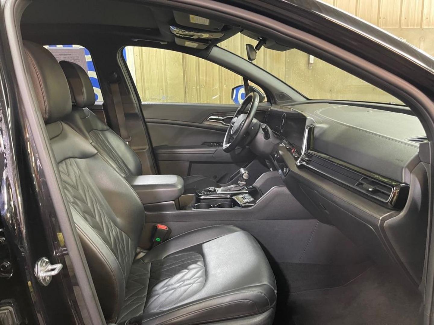 2023 BLACK KIA SPORTAGE X-PRO (5XYK7CAF9PG) with an 2.5L engine, Automatic transmission, located at 2525 S. Cushman, Fairbanks, AK, 99701, (907) 452-5707, 64.824036, -147.712311 - Photo#3