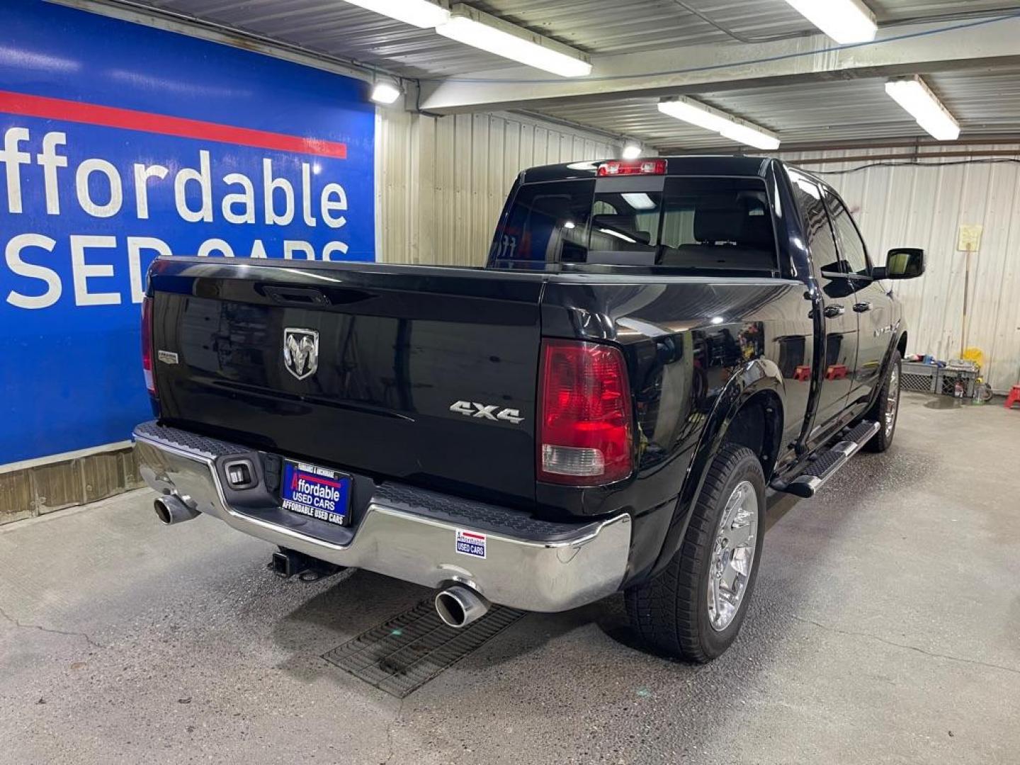 2012 BLACK DODGE RAM 1500 LARAMIE (1C6RD7JT6CS) with an 5.7L engine, Automatic transmission, located at 2525 S. Cushman, Fairbanks, AK, 99701, (907) 452-5707, 64.824036, -147.712311 - Photo#2