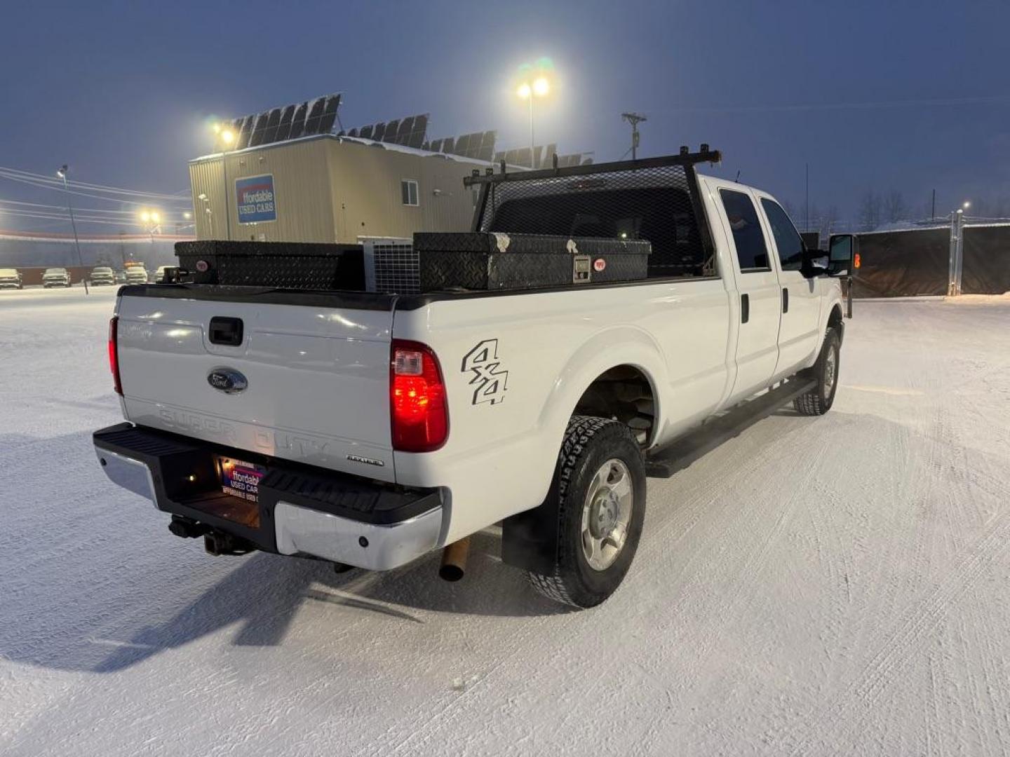 2015 WHITE FORD F350 SUPER DUTY (1FT7W3B64FE) with an 6.2L engine, Automatic transmission, located at 2525 S. Cushman, Fairbanks, AK, 99701, (907) 452-5707, 64.824036, -147.712311 - Photo#3