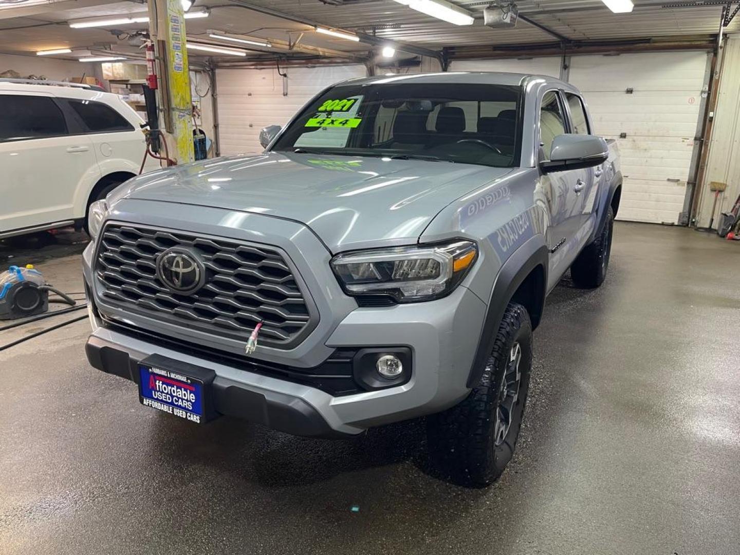 2021 GRAY TOYOTA TACOMA DOUBLE CAB (3TMCZ5AN0MM) with an 3.5L engine, Automatic transmission, located at 2525 S. Cushman, Fairbanks, AK, 99701, (907) 452-5707, 64.824036, -147.712311 - Photo#1