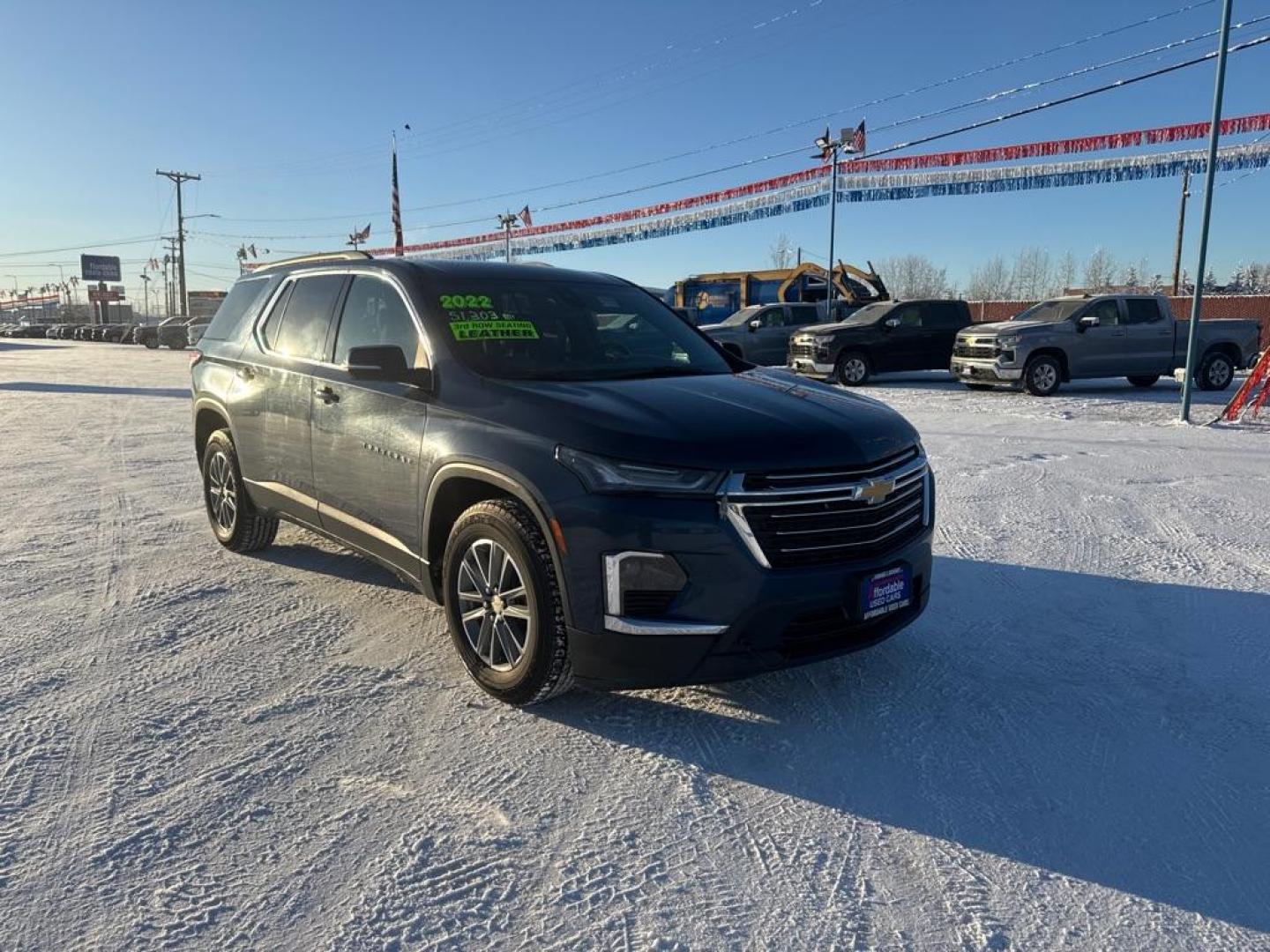 2022 BLUE CHEVROLET TRAVERSE LT (1GNEVHKW2NJ) with an 3.6L engine, Automatic transmission, located at 2525 S. Cushman, Fairbanks, AK, 99701, (907) 452-5707, 64.824036, -147.712311 - Photo#1