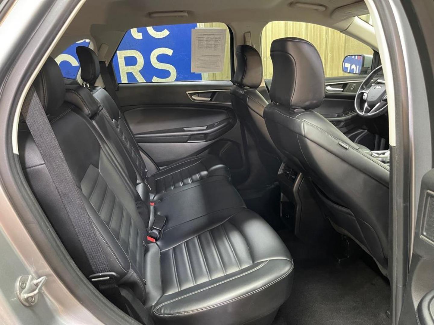 2022 SILVER FORD EDGE SEL (2FMPK4J95NB) with an 2.0L engine, Automatic transmission, located at 2525 S. Cushman, Fairbanks, AK, 99701, (907) 452-5707, 64.824036, -147.712311 - Photo#4