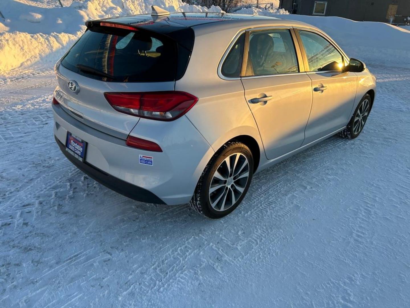 2019 SILVER HYUNDAI ELANTRA GT (KMHH35LE2KU) with an 2.0L engine, Automatic transmission, located at 2525 S. Cushman, Fairbanks, AK, 99701, (907) 452-5707, 64.824036, -147.712311 - Photo#2