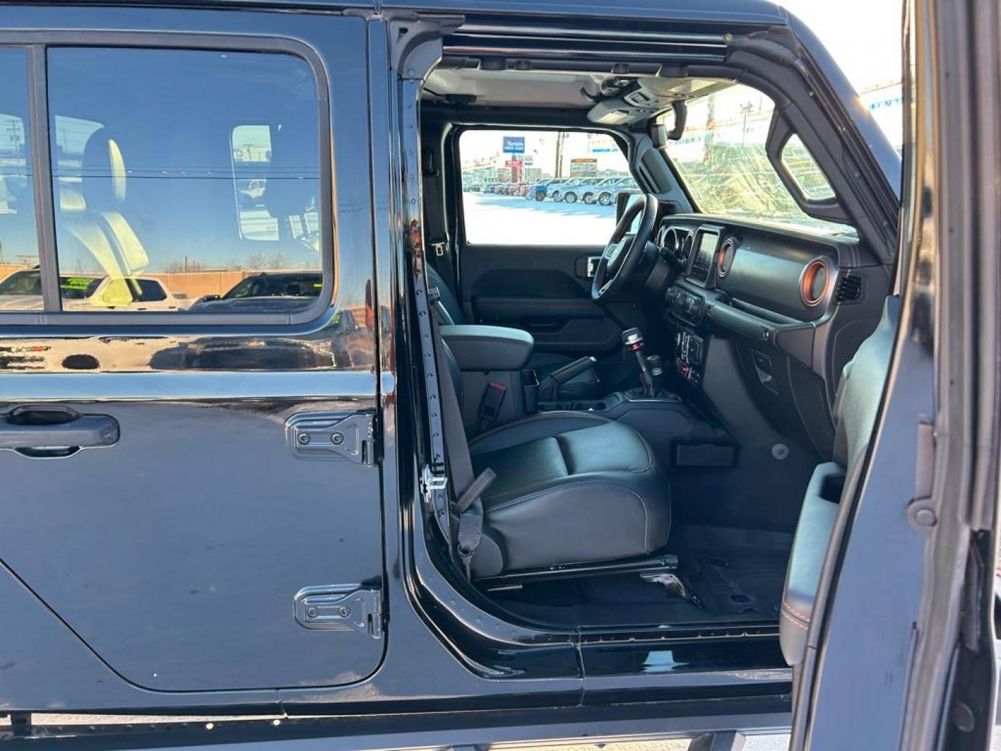 2023 BLACK JEEP GLADIATOR MOJAVE (1C6JJTEG4PL) with an 3.6L engine, Manual transmission, located at 2525 S. Cushman, Fairbanks, AK, 99701, (907) 452-5707, 64.824036, -147.712311 - Photo#4