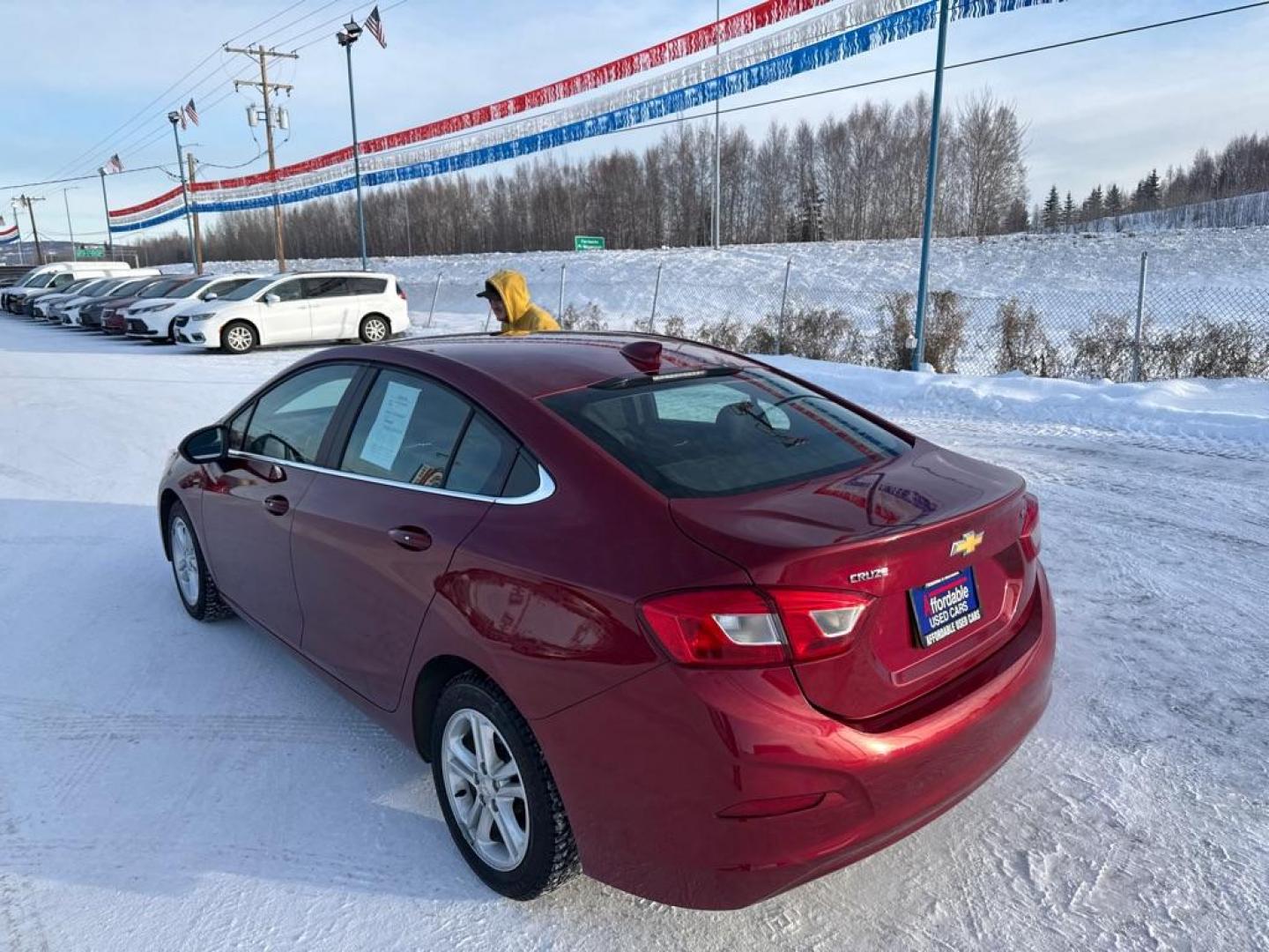 2018 RED CHEVROLET CRUZE LT (1G1BE5SM6J7) with an 1.4L engine, Automatic transmission, located at 2525 S. Cushman, Fairbanks, AK, 99701, (907) 452-5707, 64.824036, -147.712311 - Photo#3