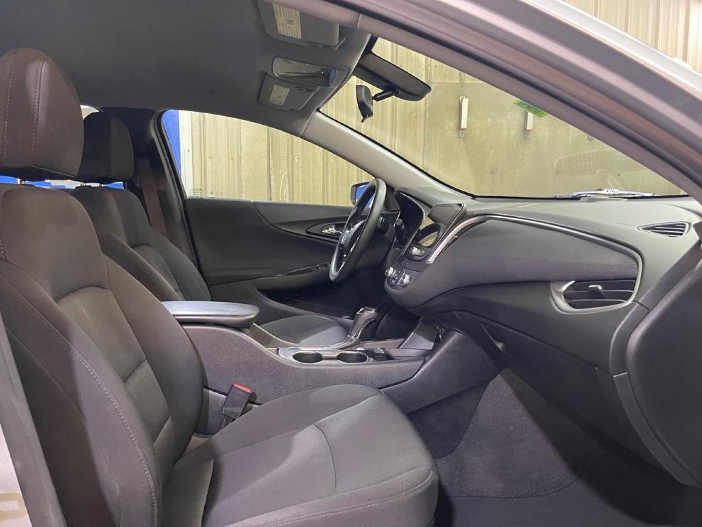 2020 SILVER CHEVROLET MALIBU LS (1G1ZB5ST0LF) with an 1.5L engine, Continuously Variable transmission, located at 2525 S. Cushman, Fairbanks, AK, 99701, (907) 452-5707, 64.824036, -147.712311 - Photo#3