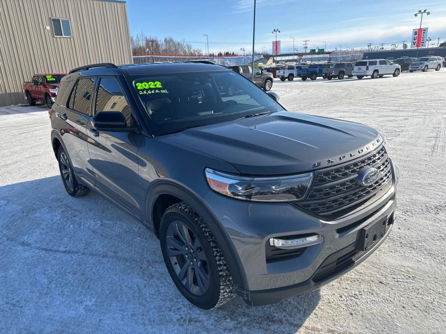 2022 GRAY FORD EXPLORER XLT (1FMSK8DH1NG) with an 2.3L engine, Automatic transmission, located at 2525 S. Cushman, Fairbanks, AK, 99701, (907) 452-5707, 64.824036, -147.712311 - Photo#3