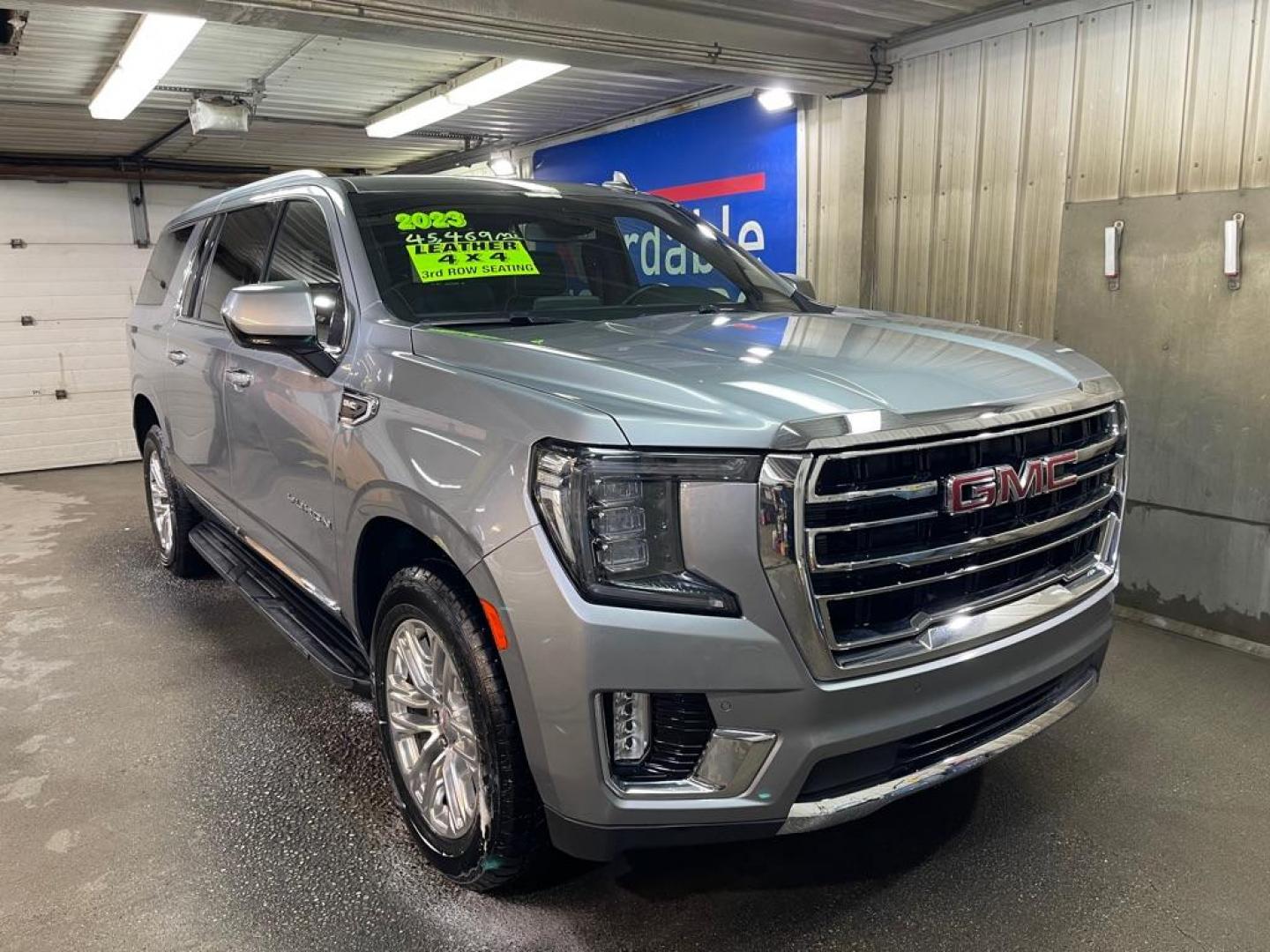 2023 GRAY GMC YUKON XL 1500 SLT (1GKS2GKD7PR) with an 5.3L engine, Automatic transmission, located at 2525 S. Cushman, Fairbanks, AK, 99701, (907) 452-5707, 64.824036, -147.712311 - Photo#0