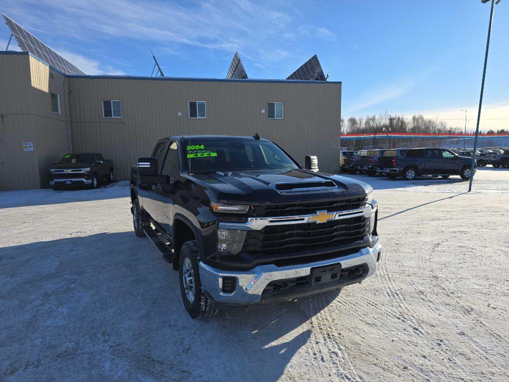 photo of 2024 CHEVROLET SILVERADO 2500 HEAVY DUTY LT