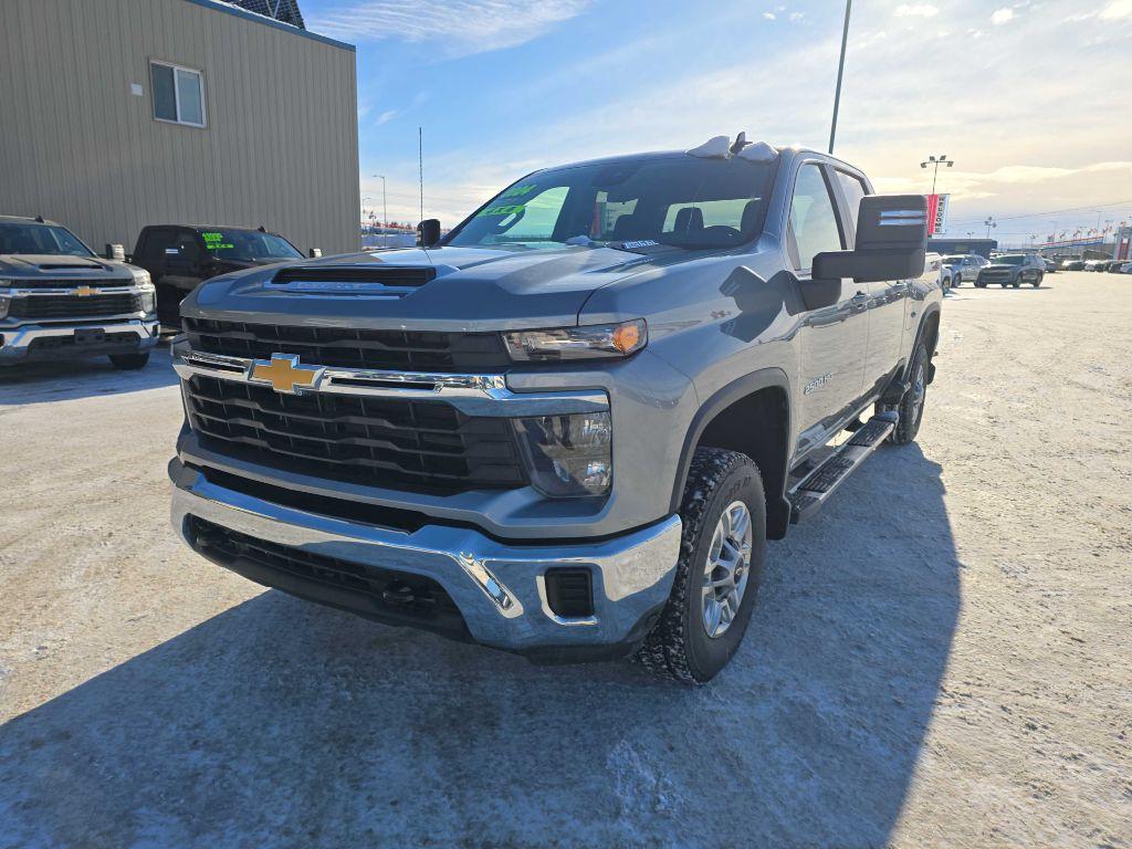 photo of 2024 CHEVROLET SILVERADO 2500 HEAVY DUTY LT